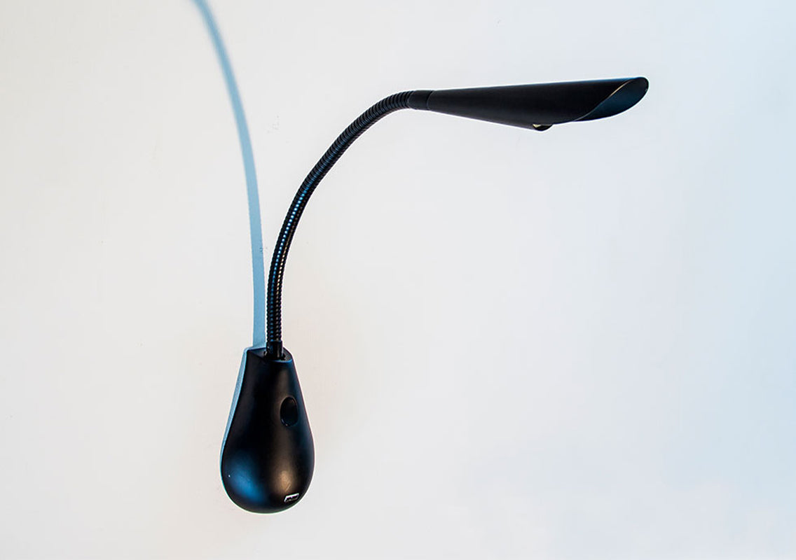 Cobra Wall Lamp