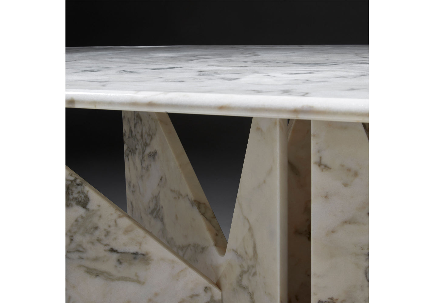 Lamina Dining Table