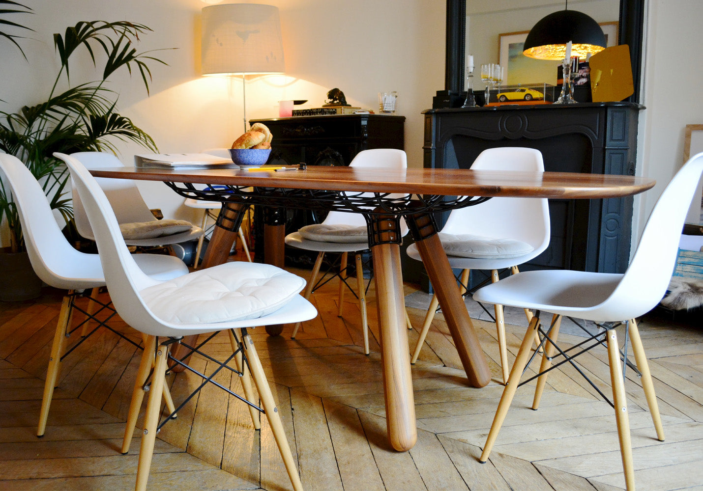 Magnum Dining Table