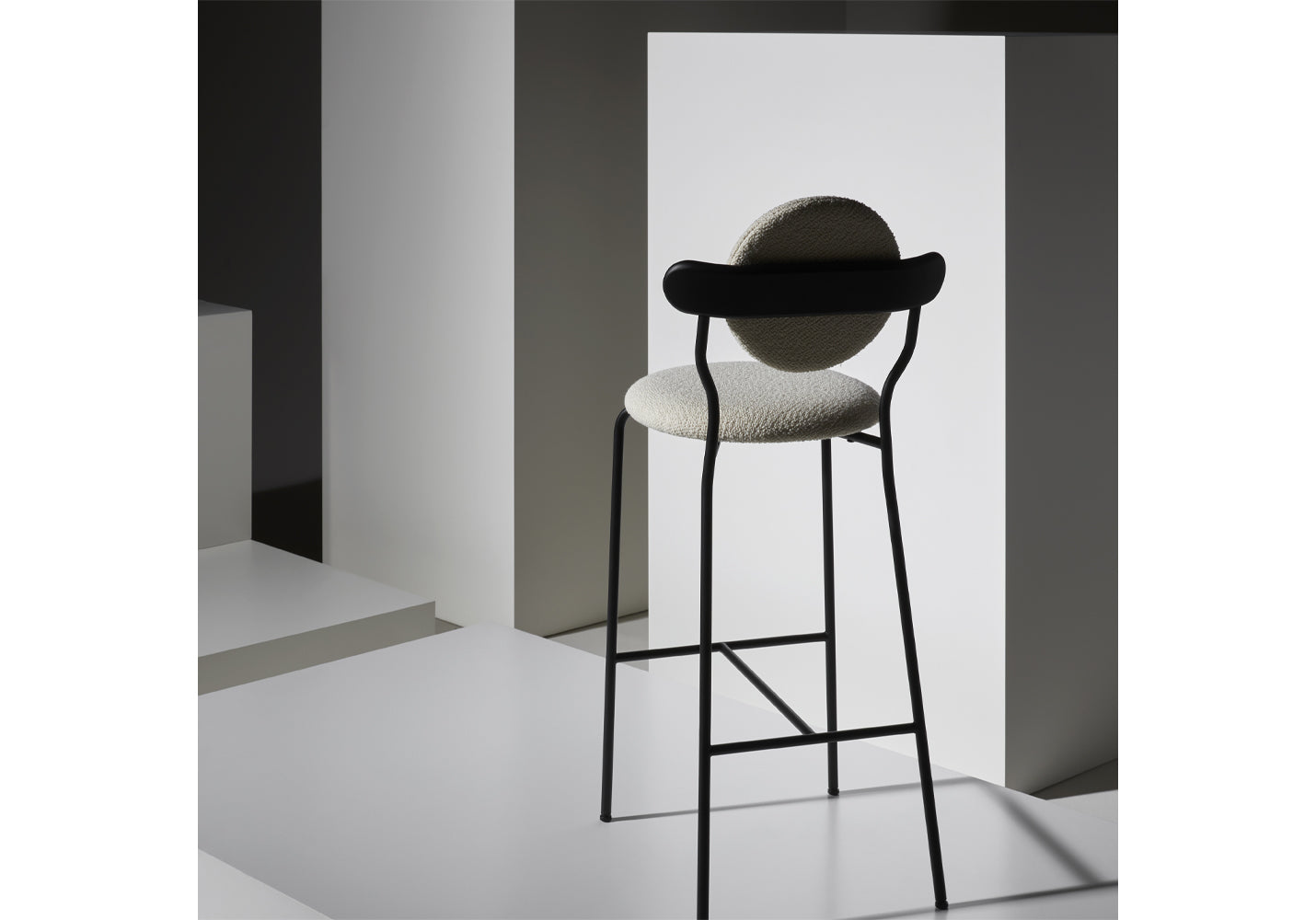 Planet Bar Chair