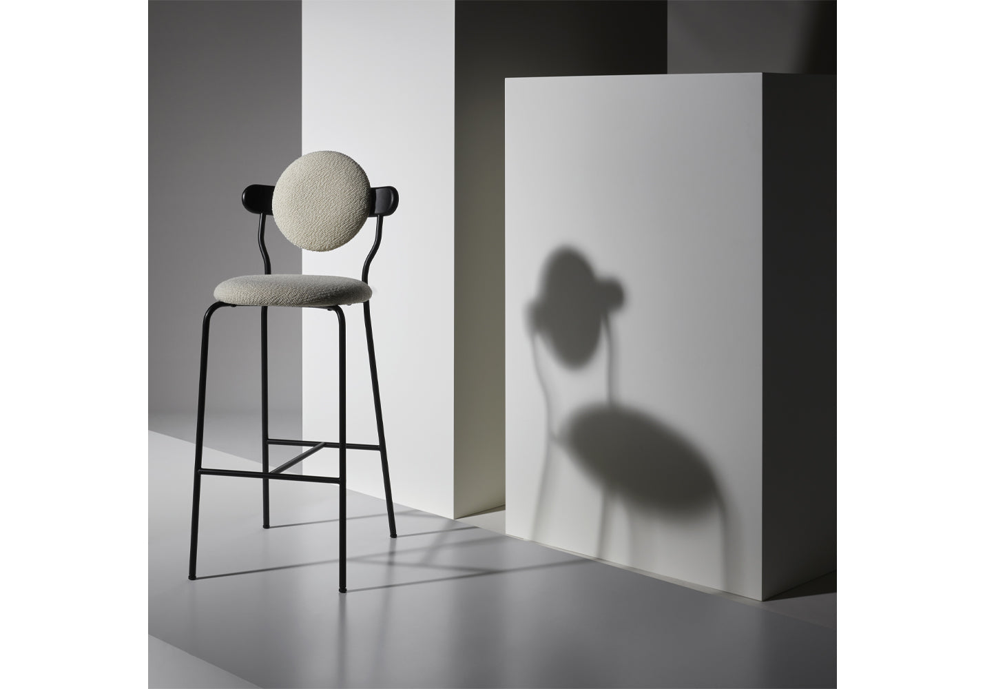 Planet Bar Chair