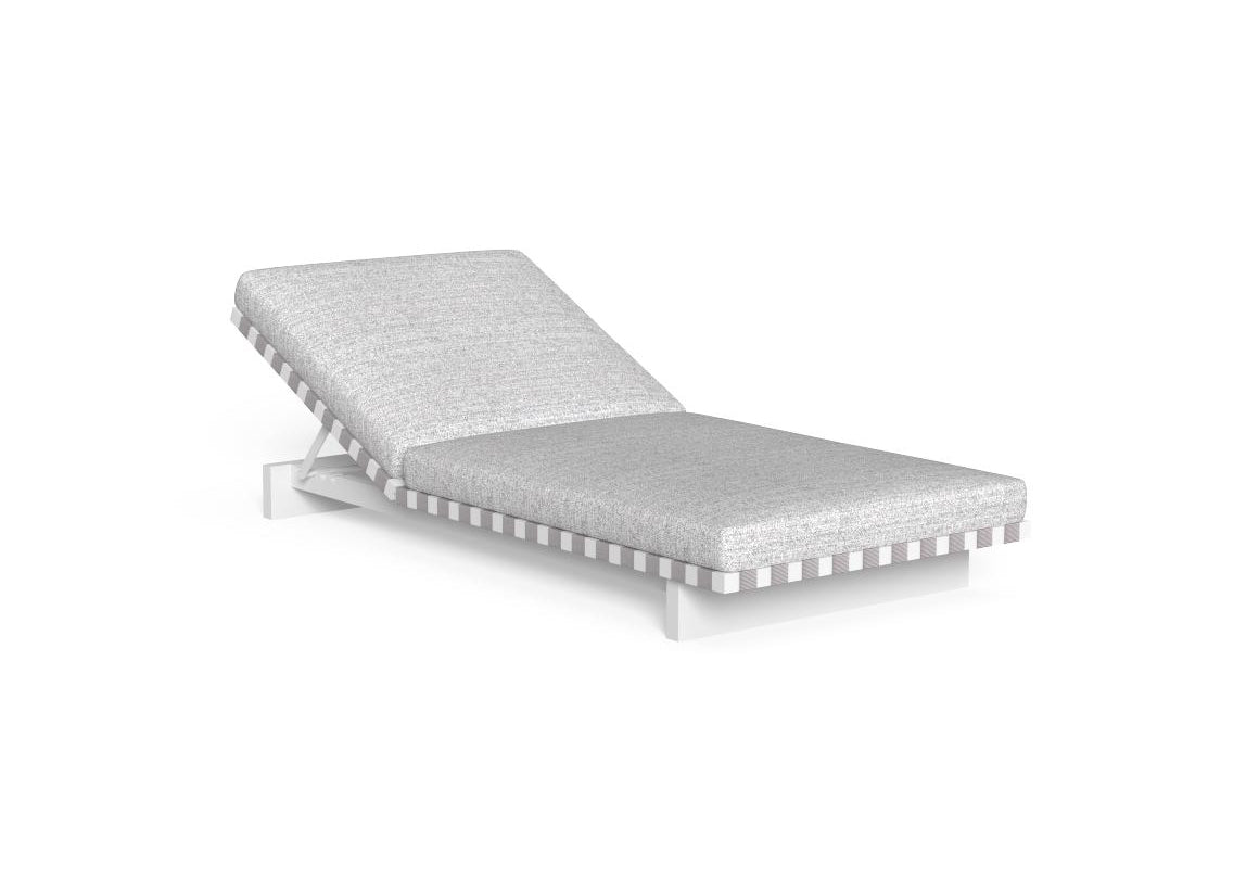 Finish - White Frame Mambo Pearl Cushions