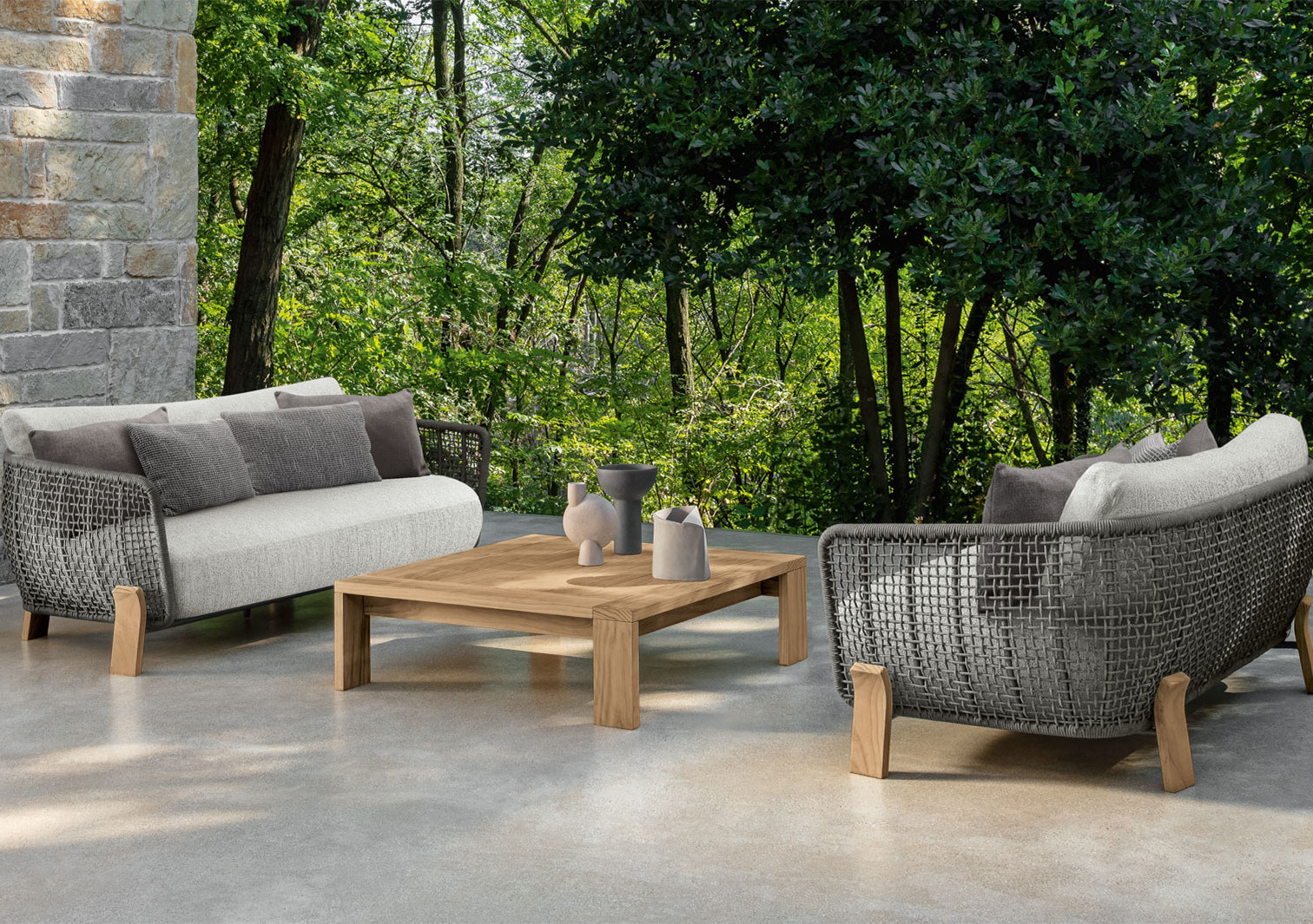 Argo//Wood Collection Pillows