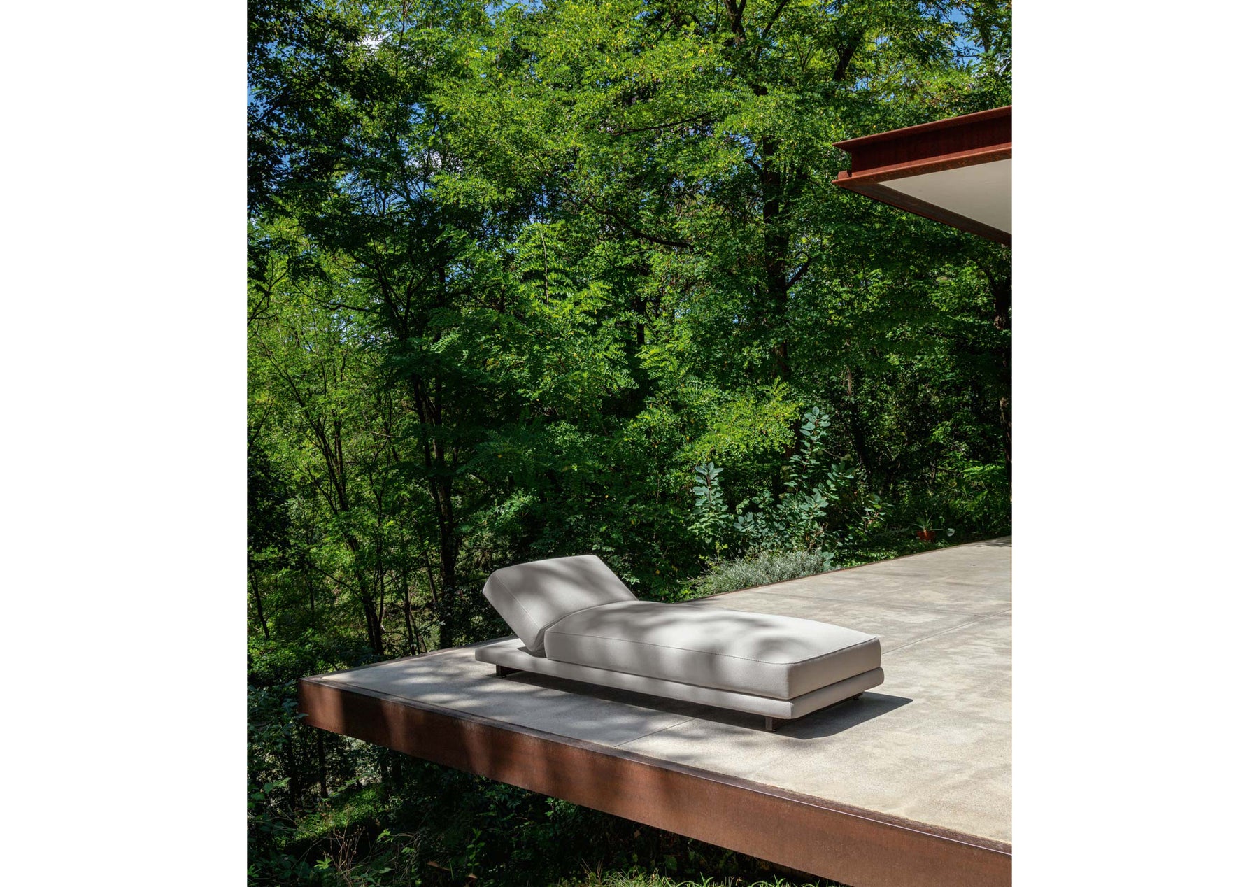 Argo//Wood Sunbed