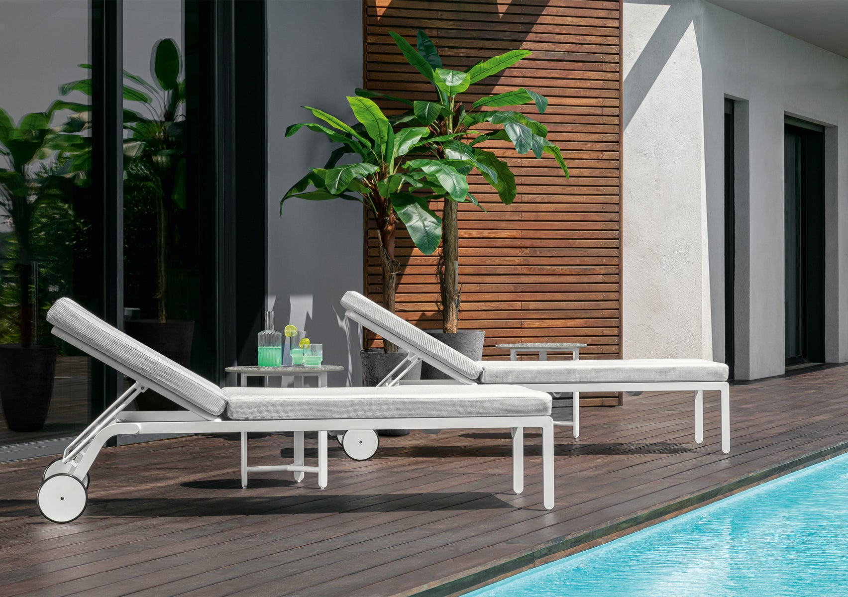 Riviera Sunbed