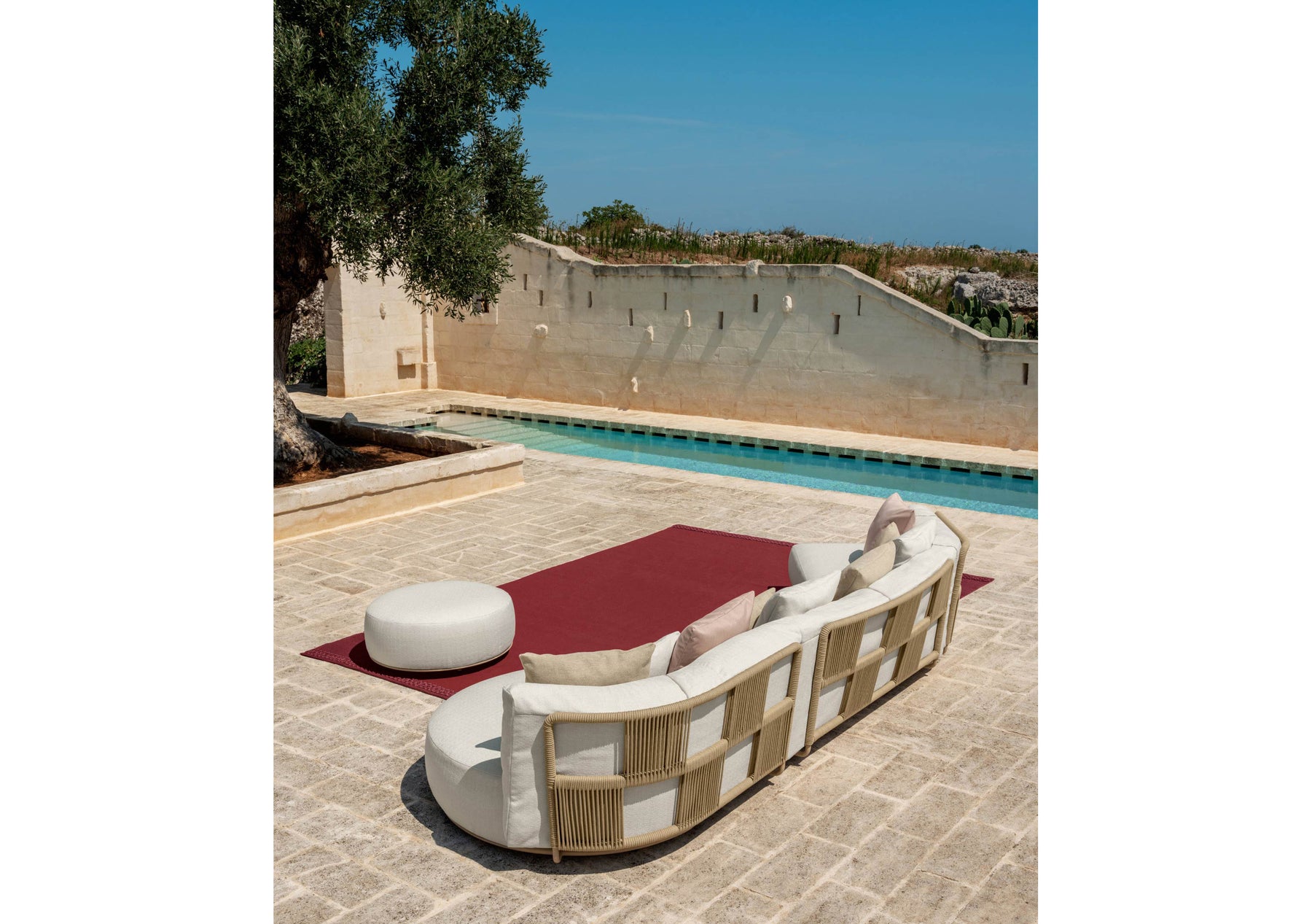 Scacco Round Pouf
