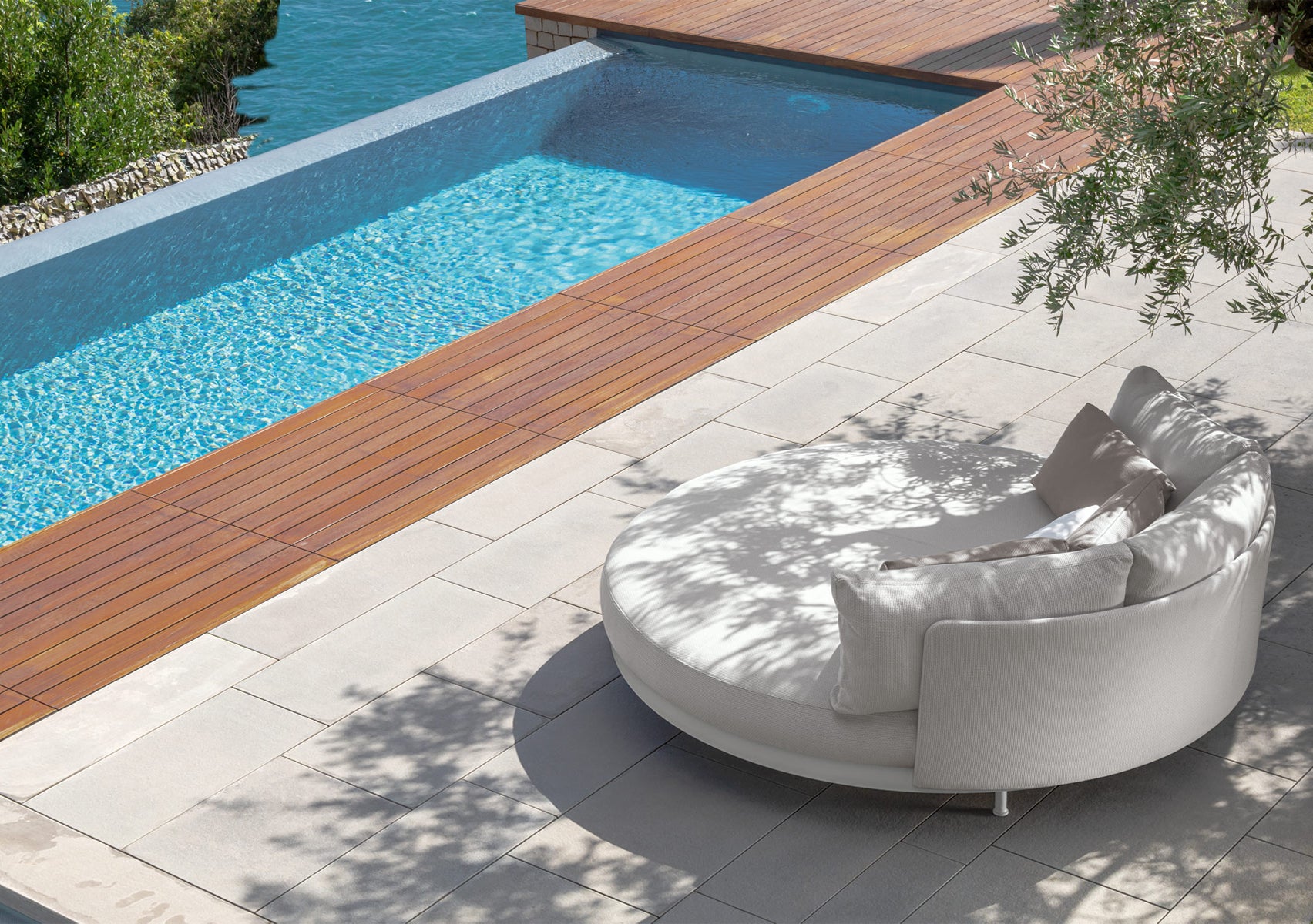 Slam Daybed