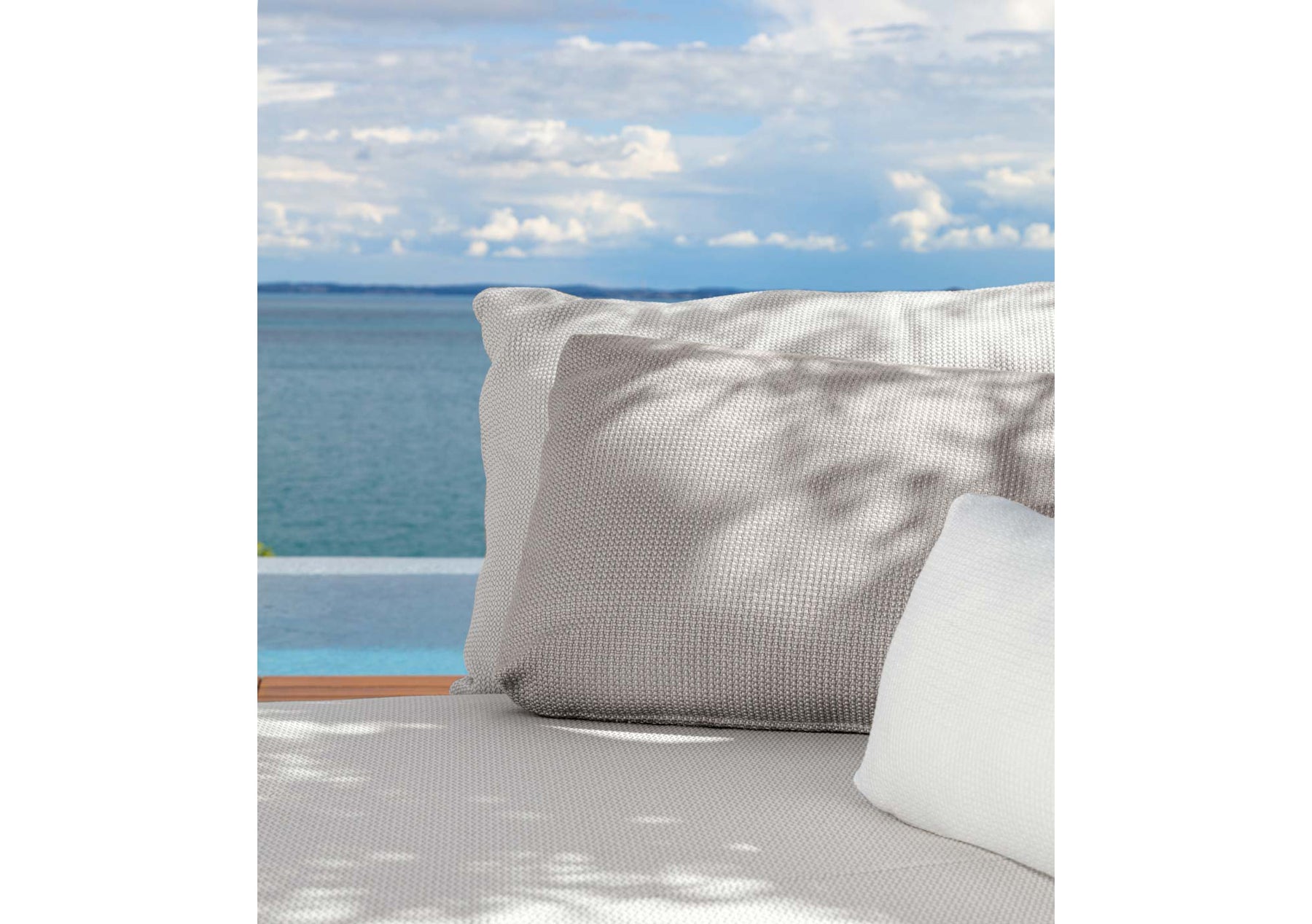 Slam Daybed