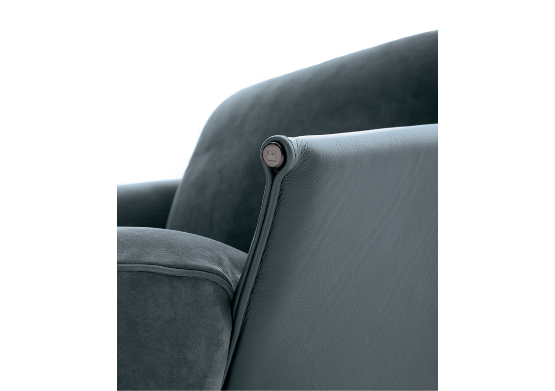 Clara Armchair