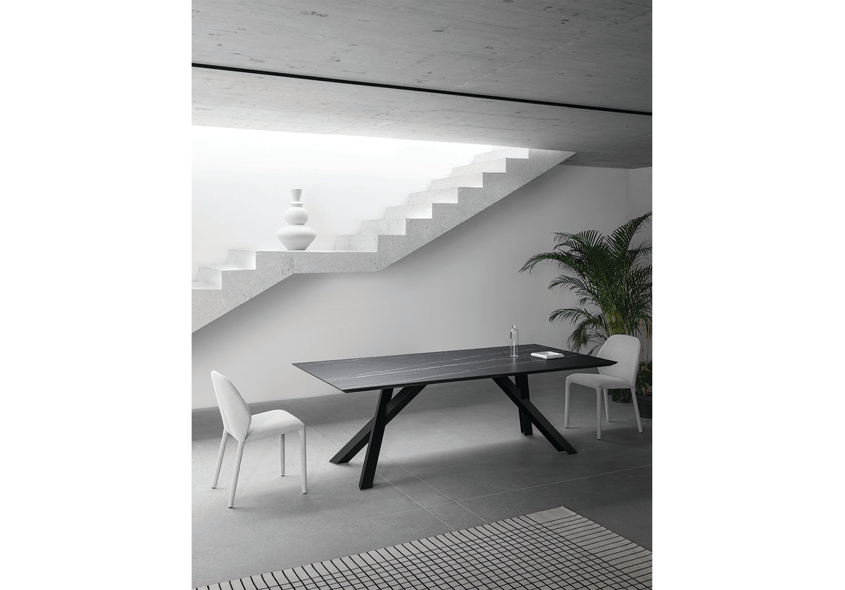 Gustave Fixed Dining Table