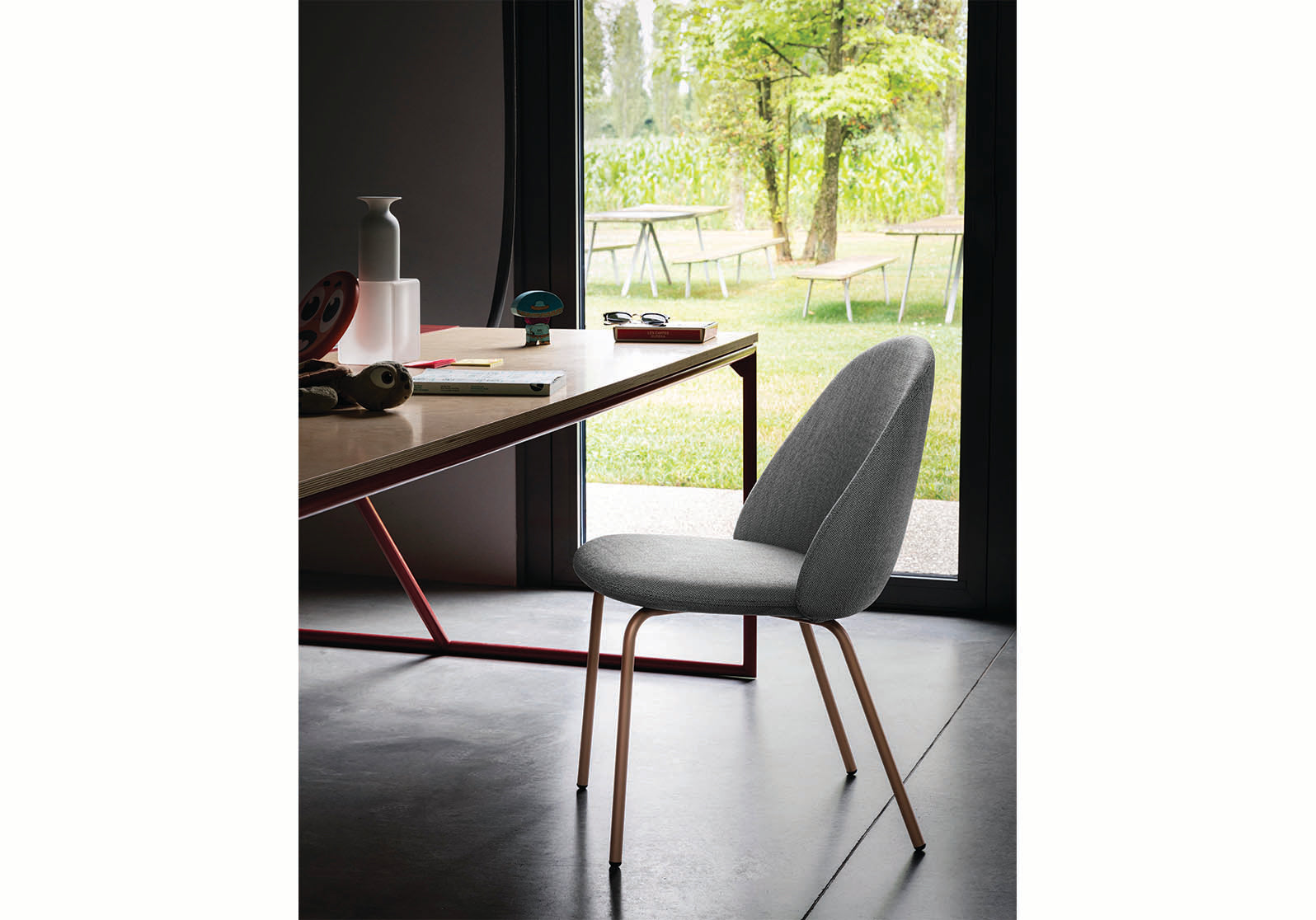 Iola Chair