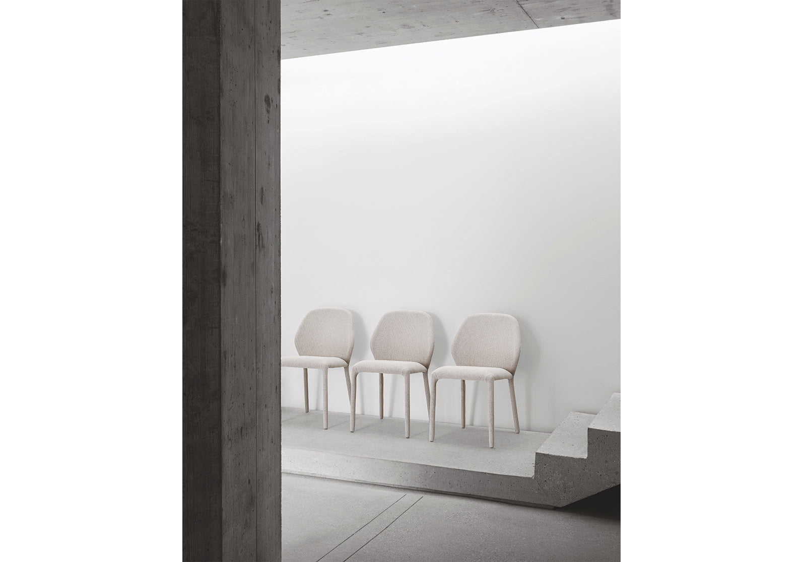 Dumbo Dining Chair