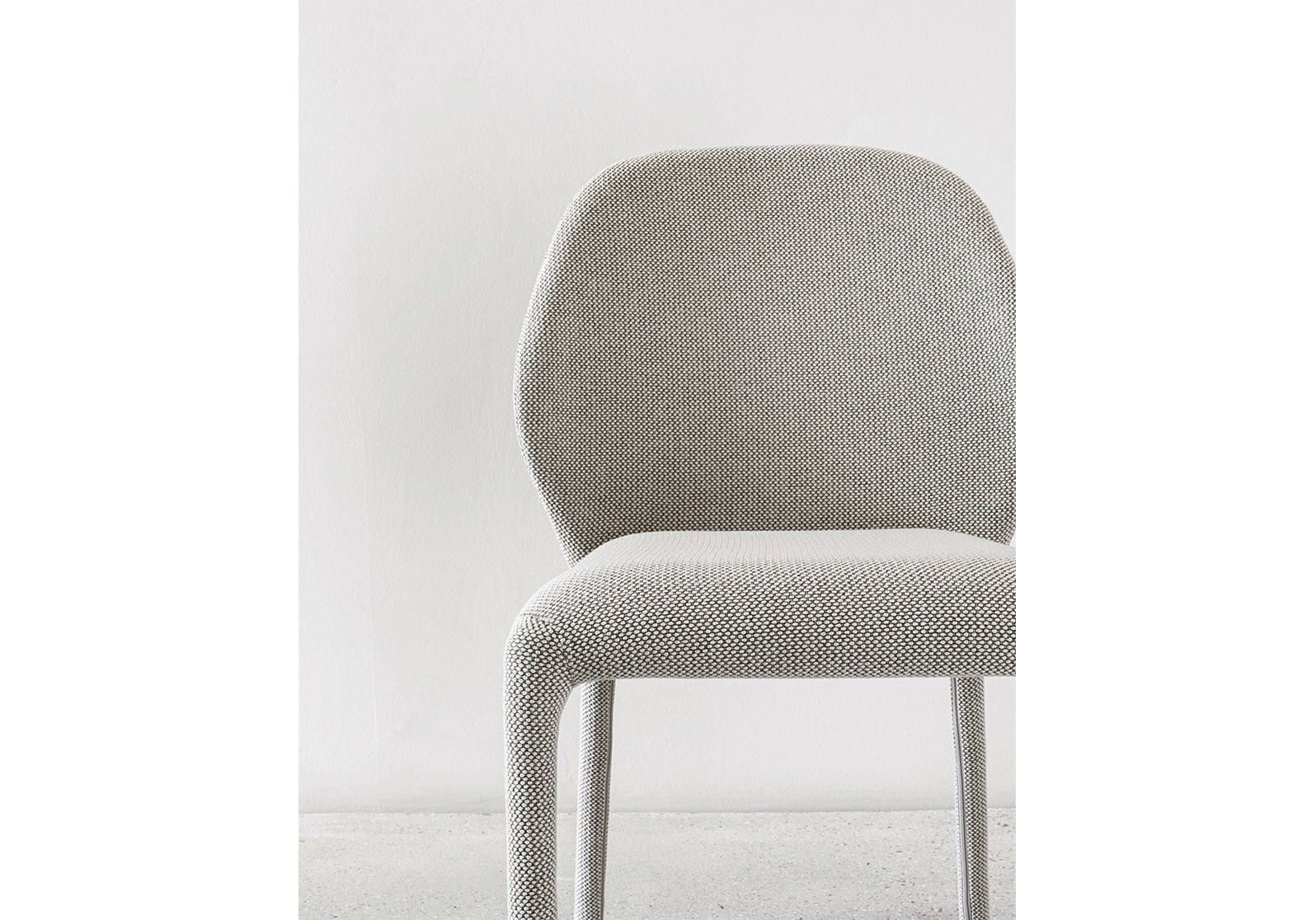 Dumbo Dining Chair