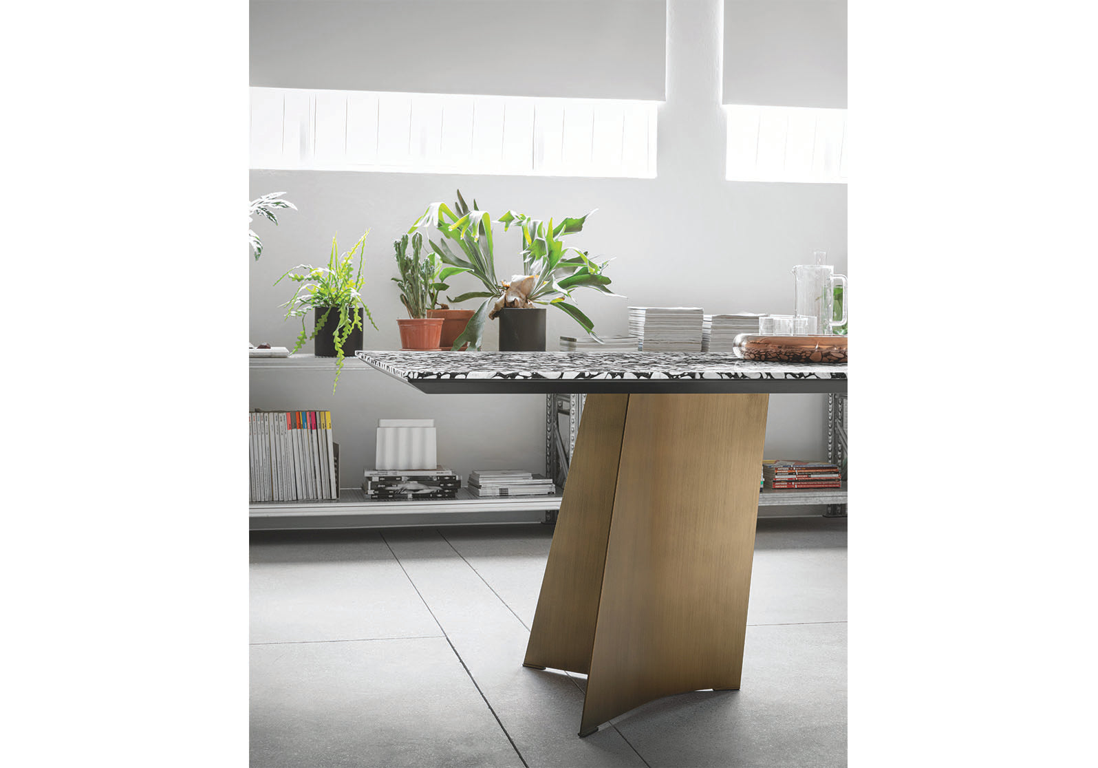 Maggese Fixed Dining Table