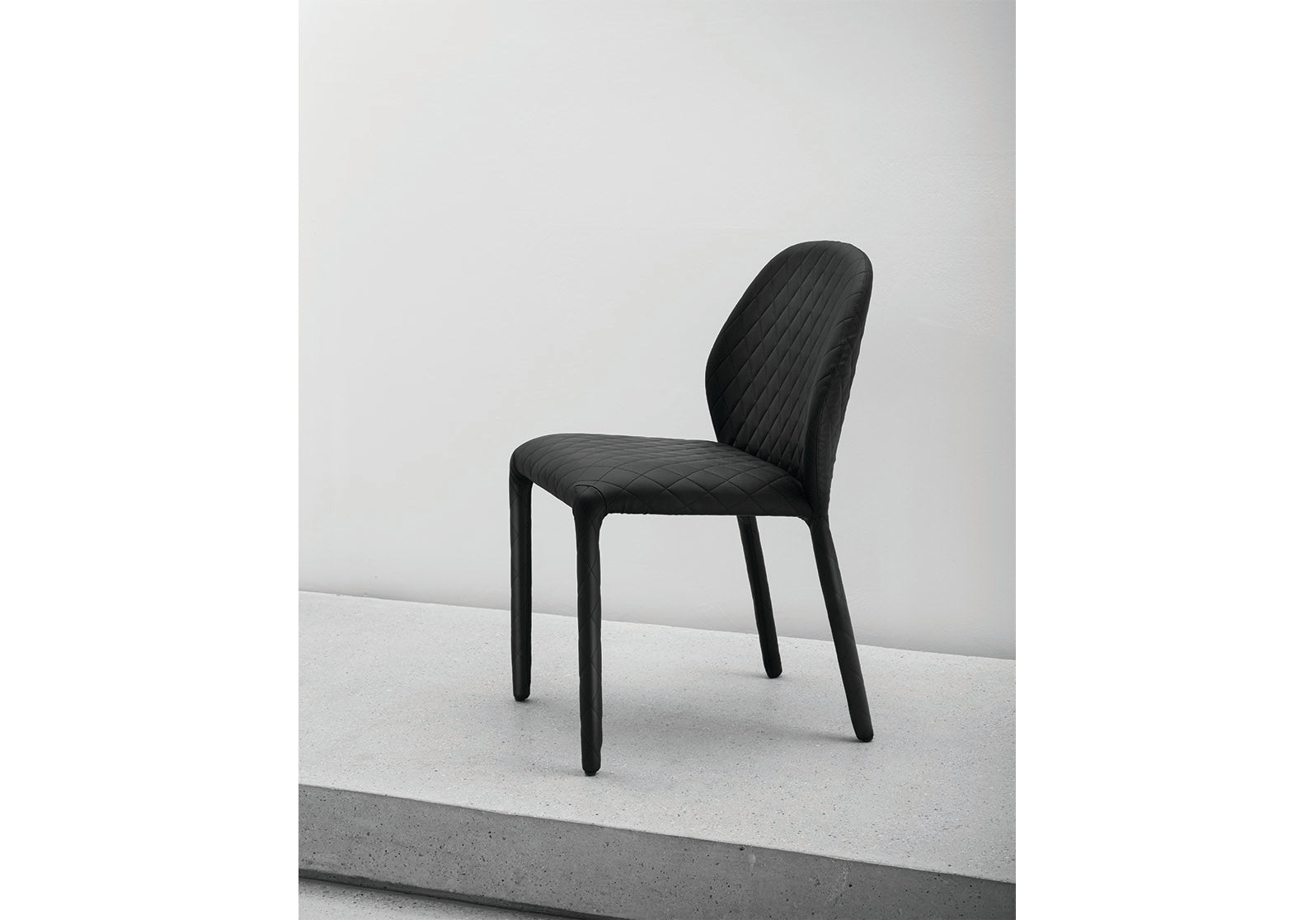 Dumbo Dining Chair