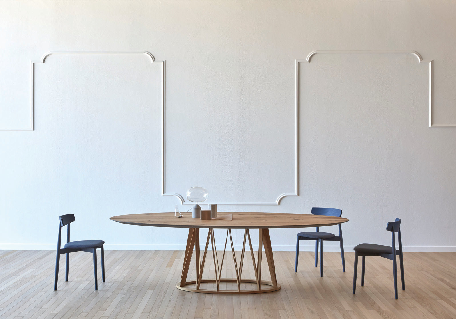 Acco Dining Table