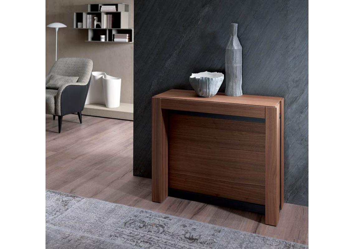 A4 Extendable Console