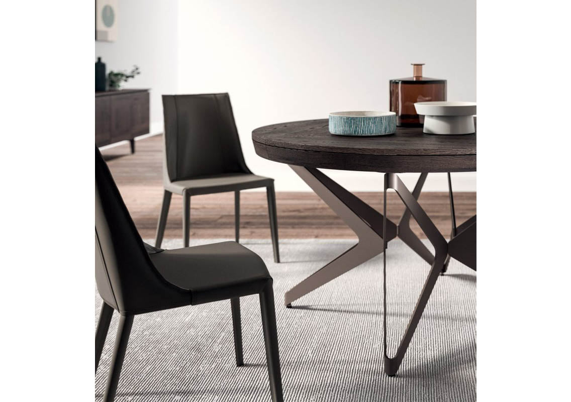 Big Round Extendable Dining Table