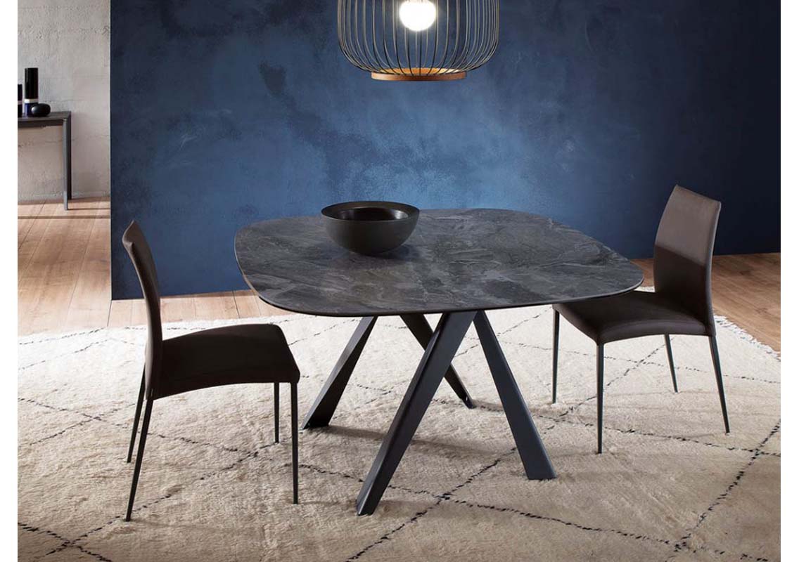 Bombo Fixed Dining Table