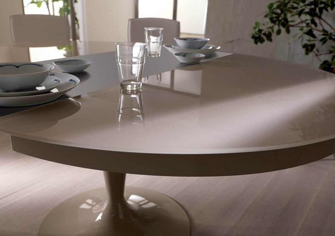 Eclipse Extendable Dining Table