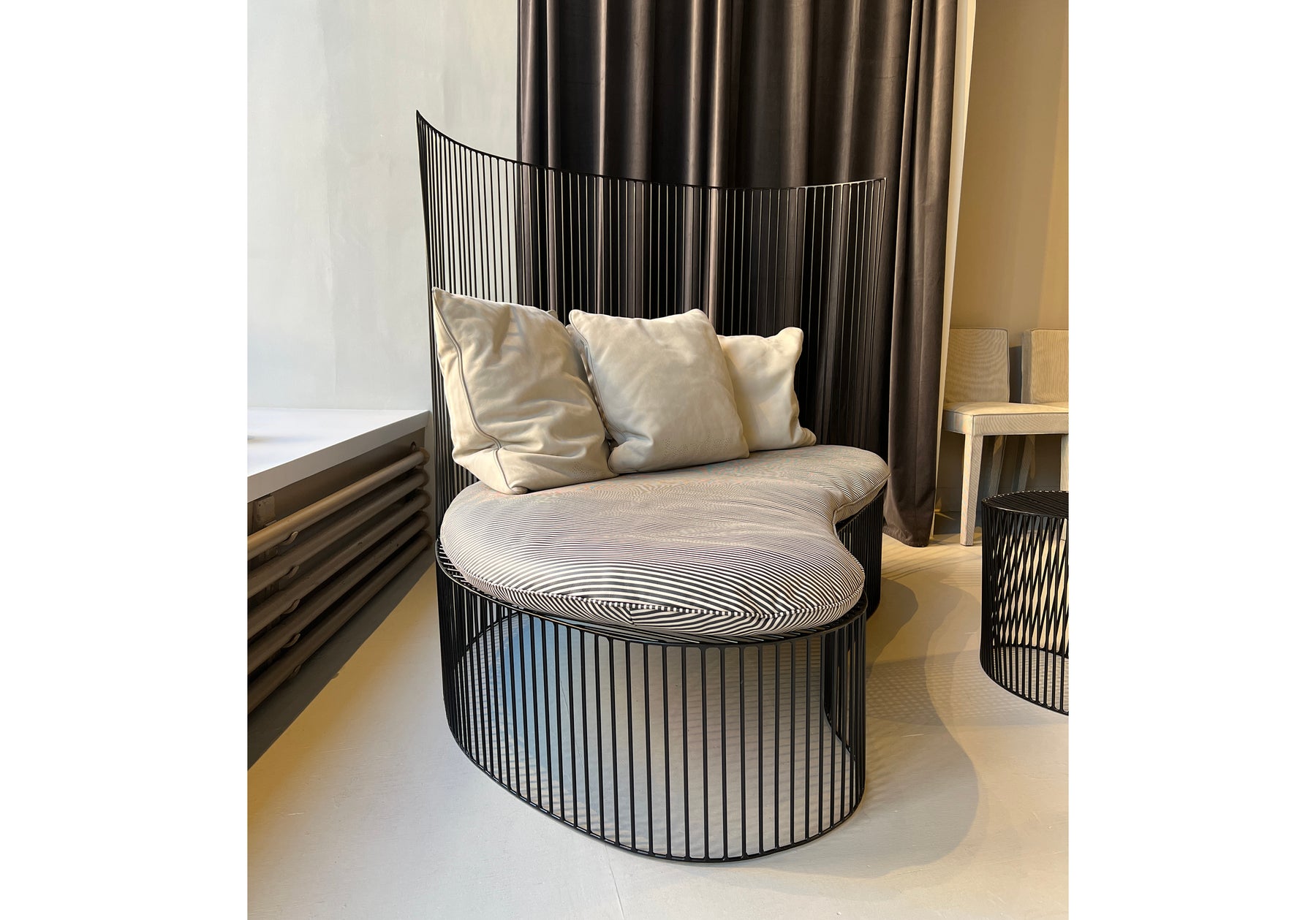 Ginestra Chaise (Floor Model)