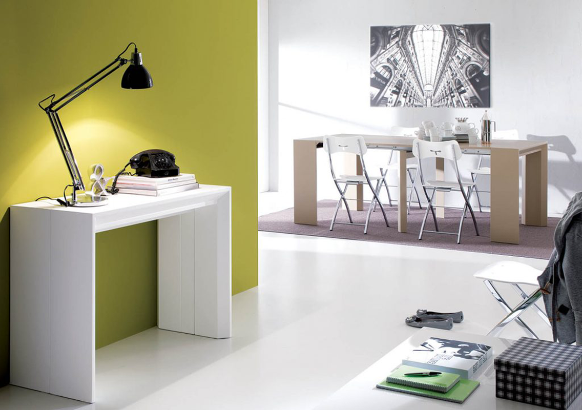 Golia Extendable Console