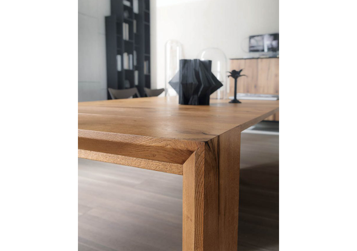 Golia Extendable Console