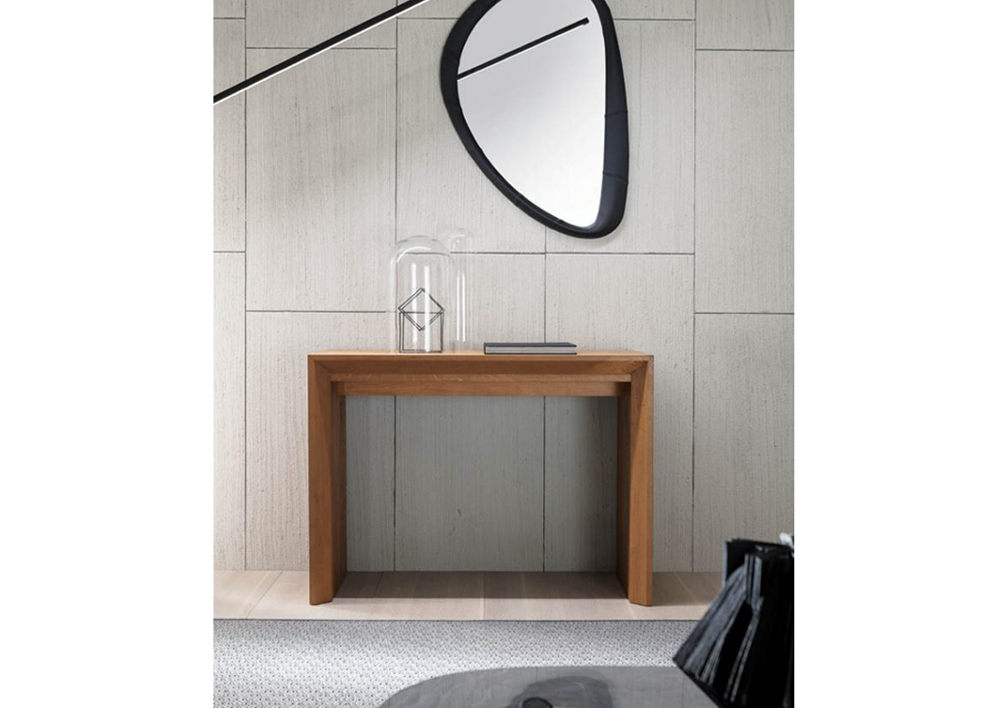 Golia Extendable Console