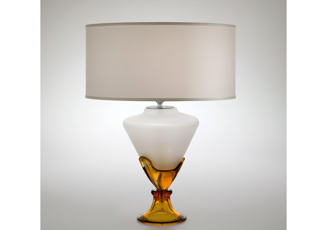 8104 Table Lamp