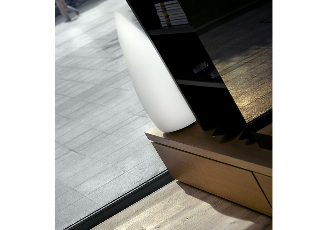 Kanpazar 80A Outdoor Floor Lamp