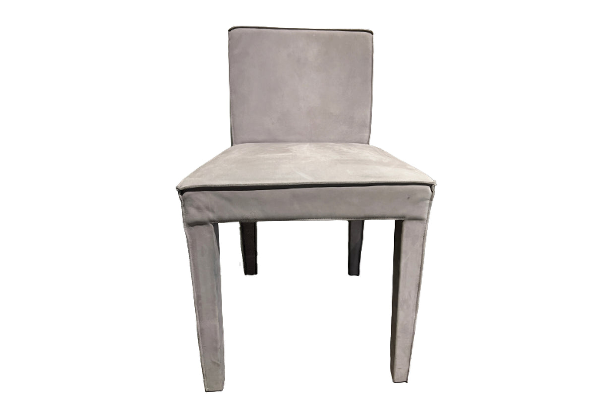 Oslo Chair Kashmir Lilas (Floor Model)