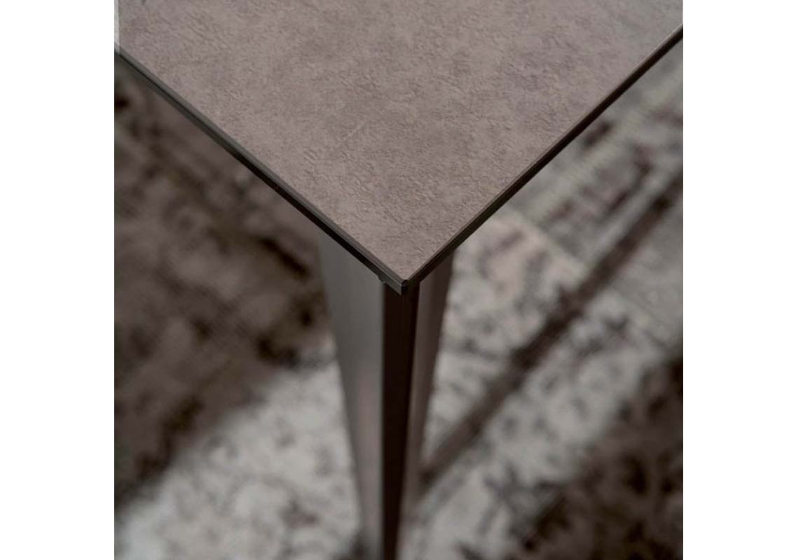 Opera Extendable Dining Table