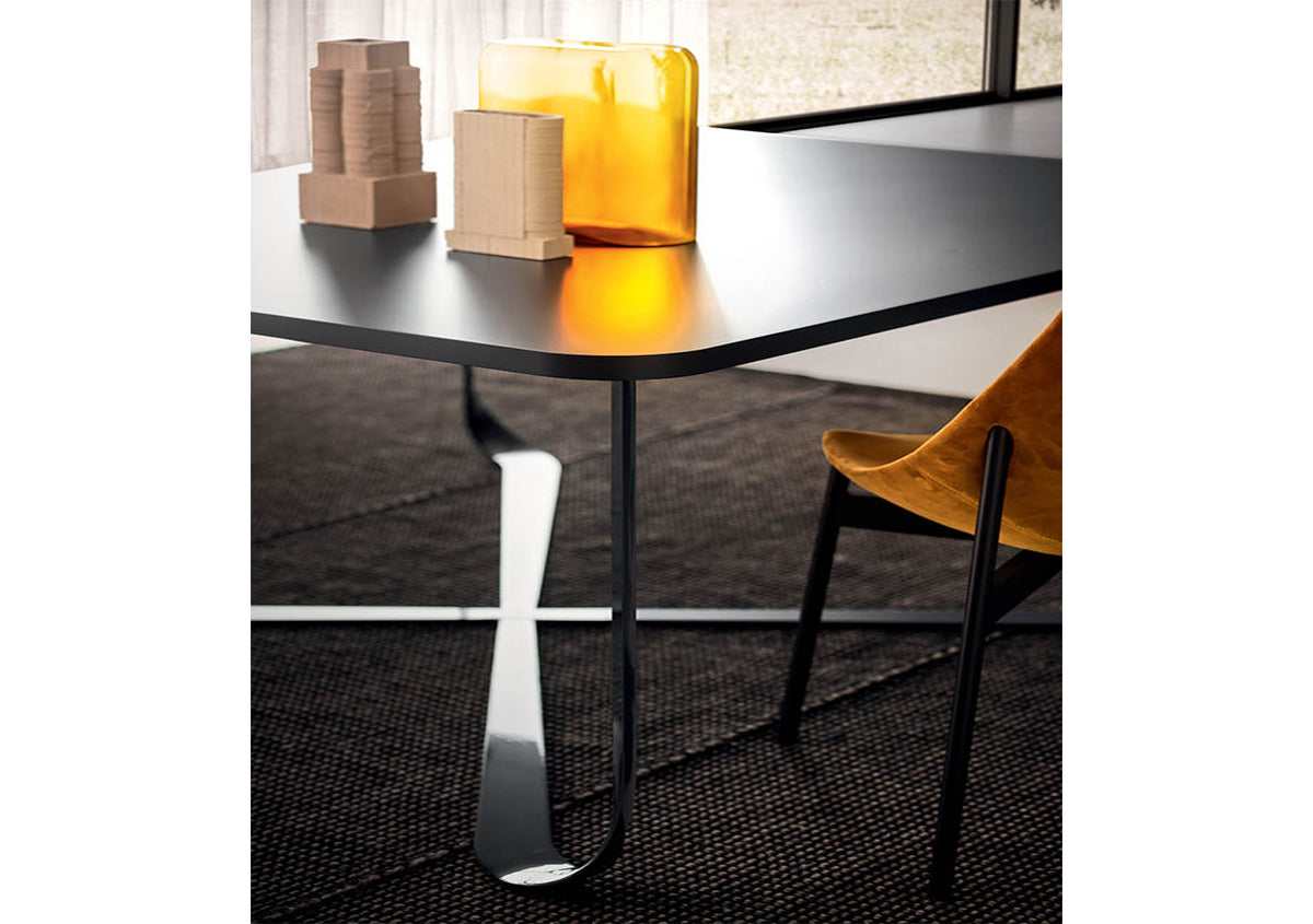 Confluence Square Table