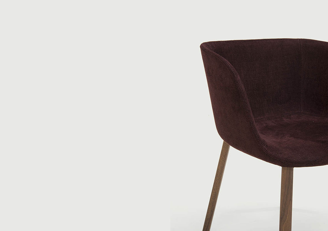 Esse Armchair