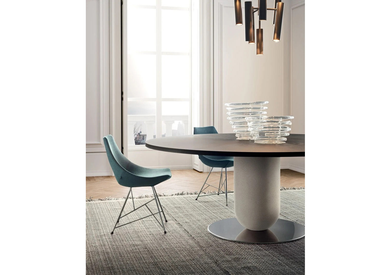 Ettore Round Dining Table