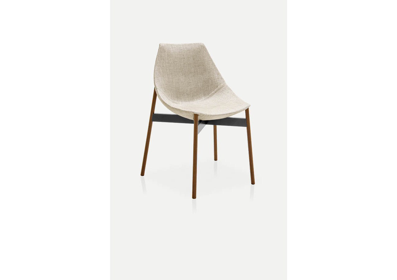 Gamma Padded Chair With Tubular Base