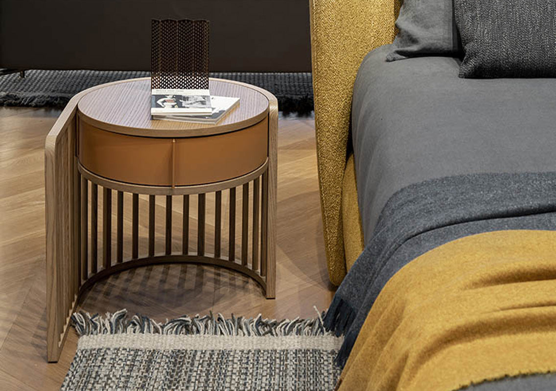 Palu Natural Oak Left Nightstand (Quick Ship)
