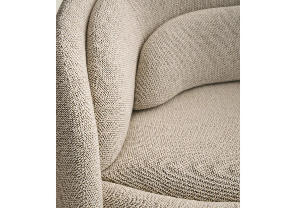 Peonia 90" Sofa In Zea 01 Fabric (Quick Ship)