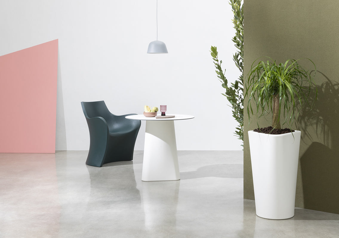 Adam Laminate Outdoor Round Table