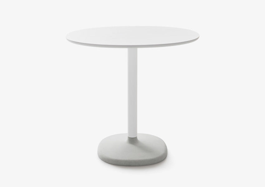 Fonda Outdoor Round Table