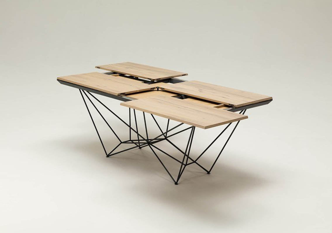 FIL8 Extendable Dining Table