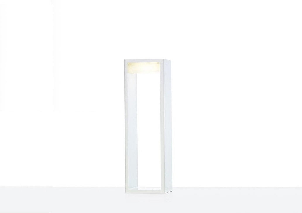 Frame M Outdoor Floor Lamp