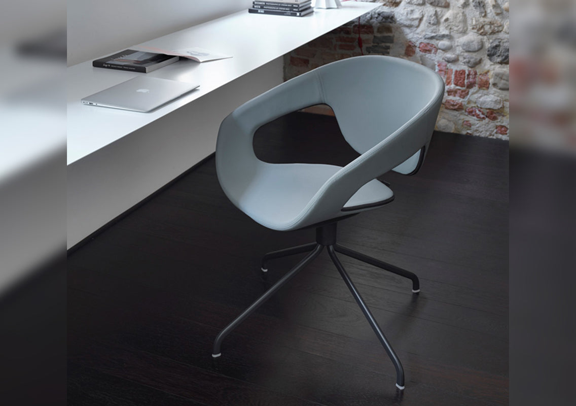 Vad Padded Swivel Chair
