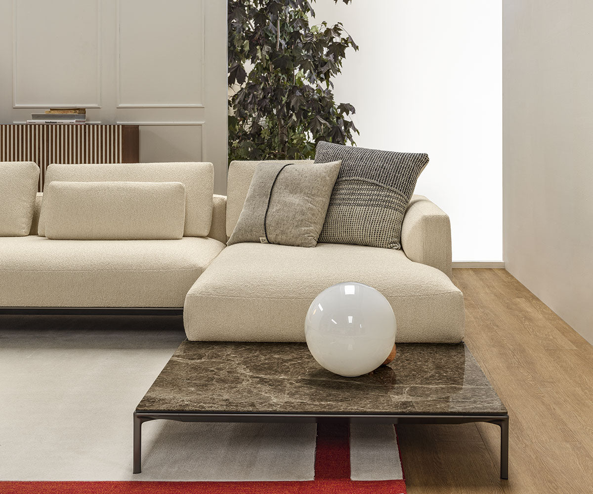 Dizzy 90 Sectional Sofas