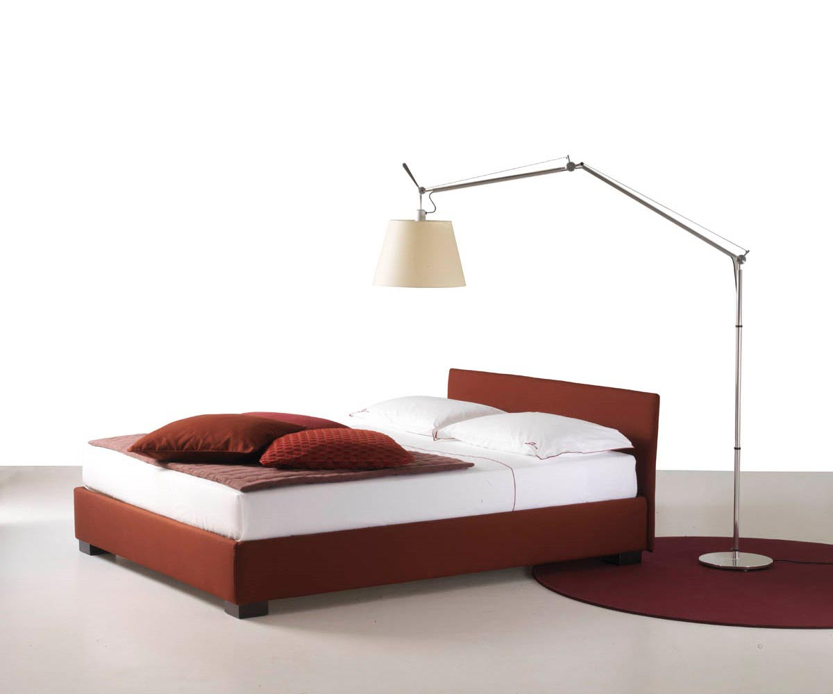 Figi  Bed. Removable Cover.
