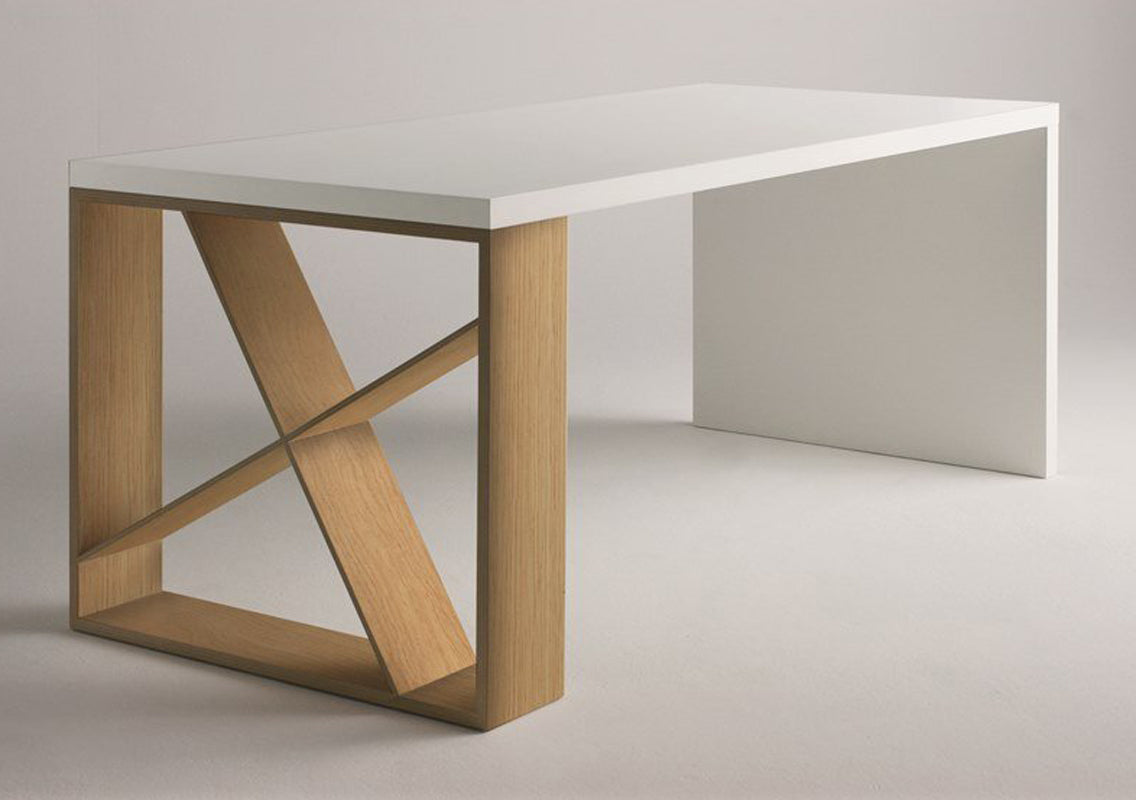 J - Table / Writing Desk