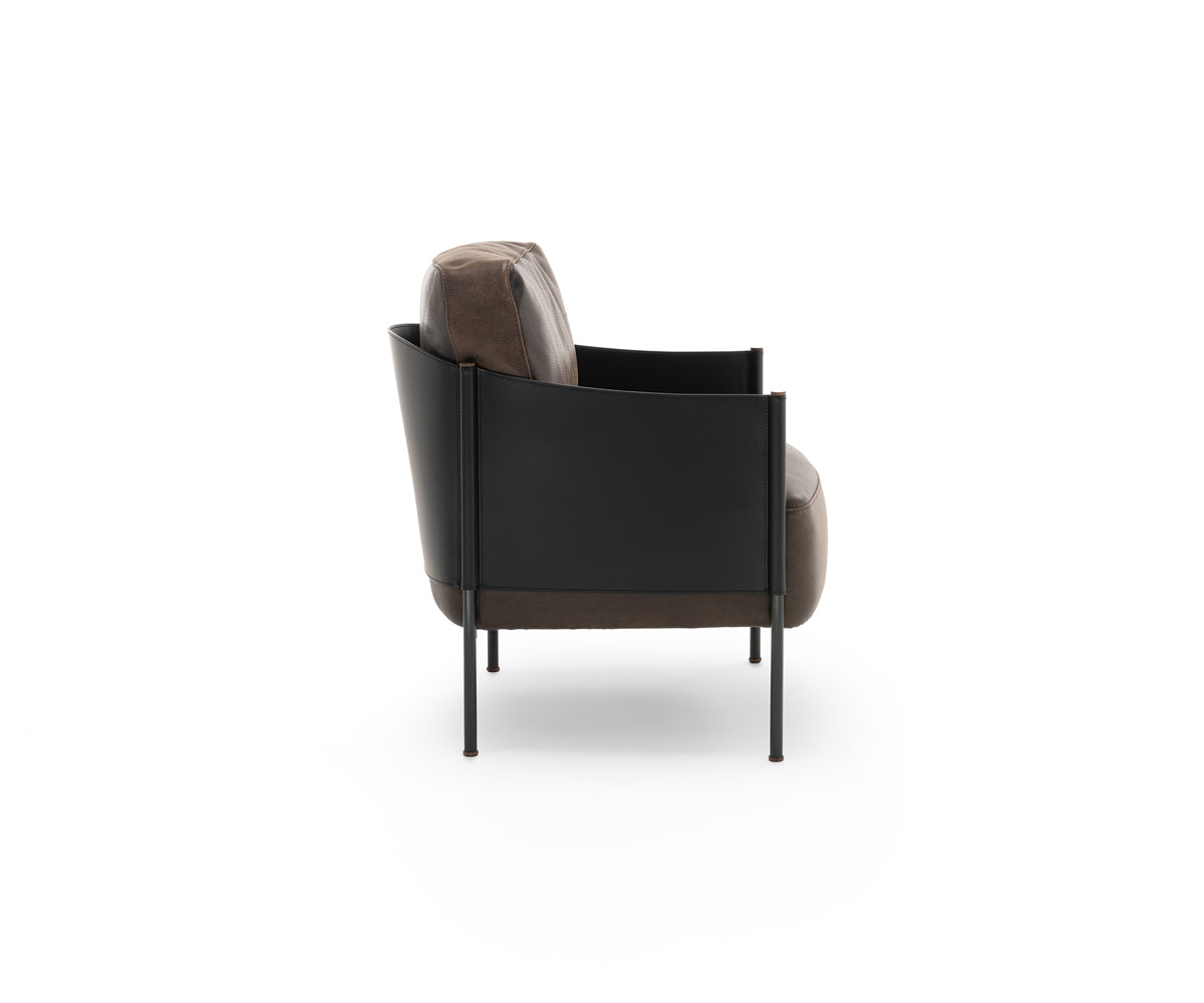 SC1 Armchair
