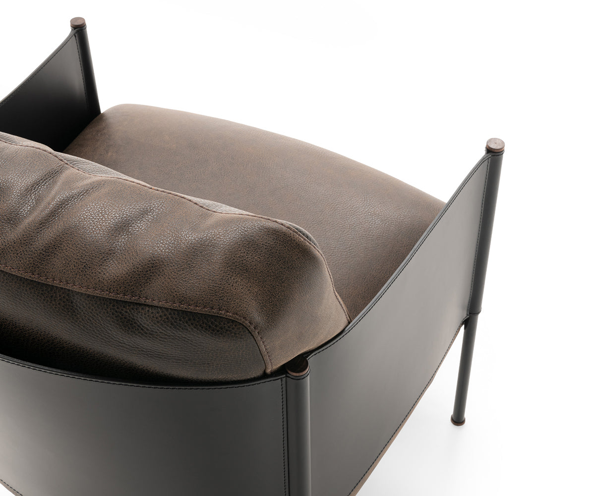 SC1 Armchair