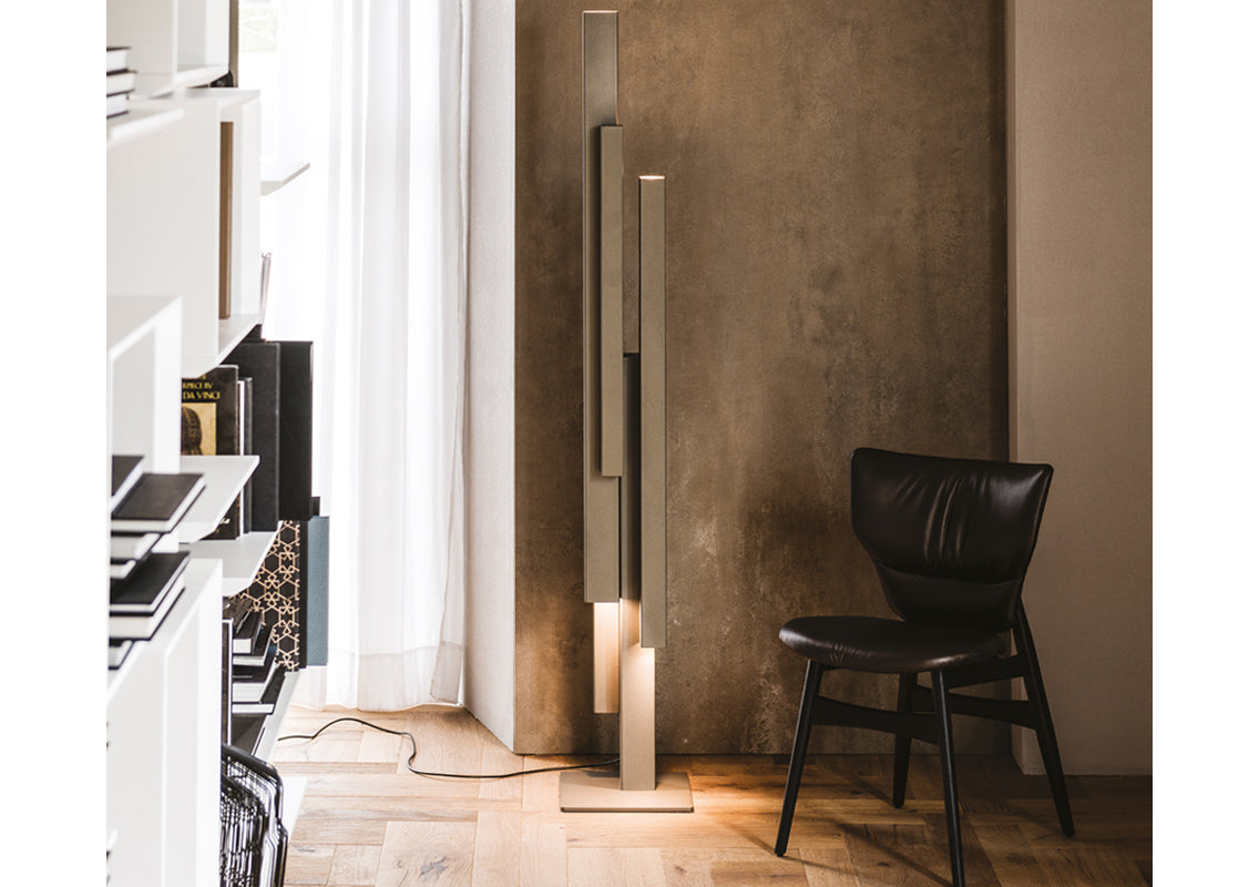 Manhattan Floor Lamp