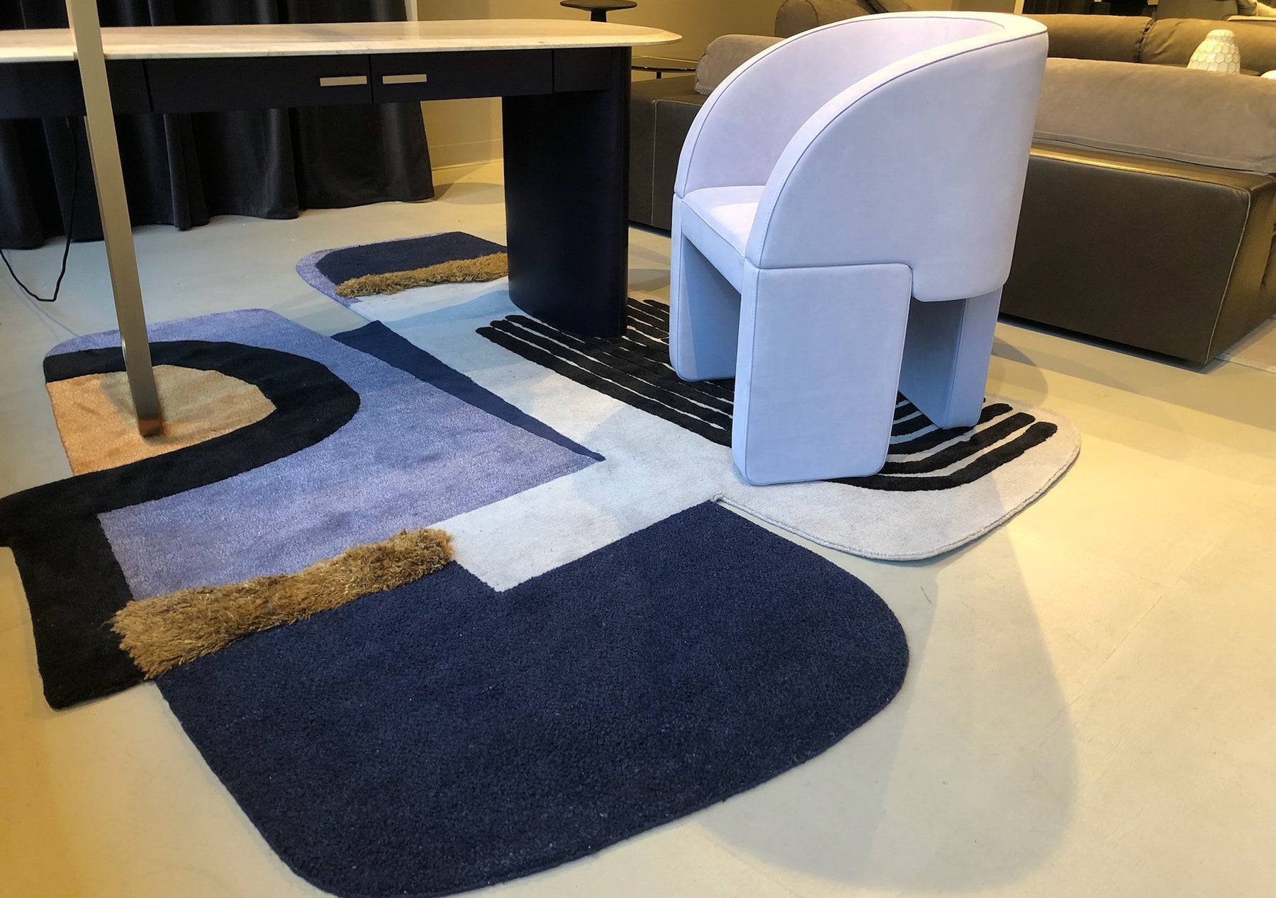 Ellipse Light Up Desk (Floor Model)